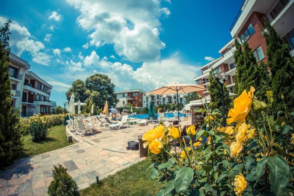 Messambria Fort Beach - Premium Apartments Elenite Exterior foto